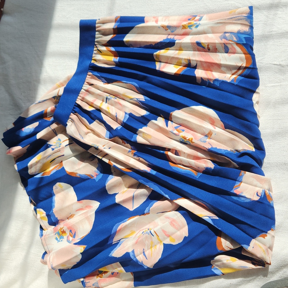 Pleated Floral Skirt